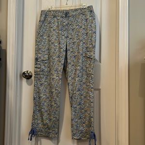 Liz Claiborne size 6 cargo pants